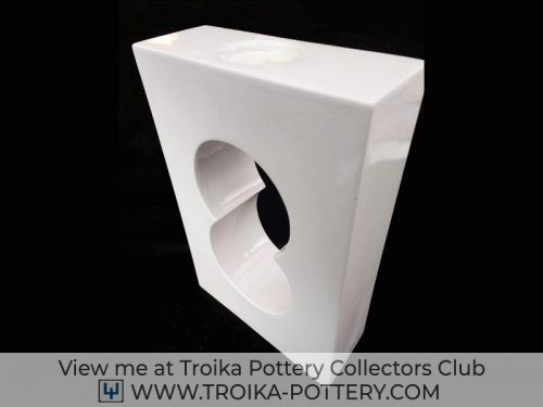 Figure of Eight Collection - Troika Pottery Collectors Club
